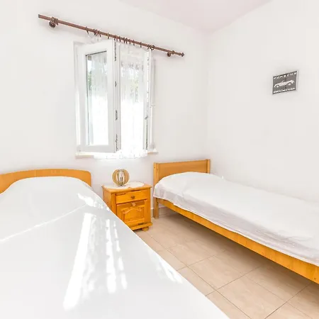 Daire Terrace Postira