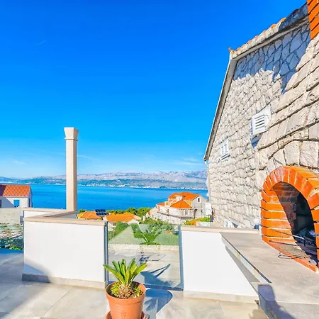 Daire Terrace Postira