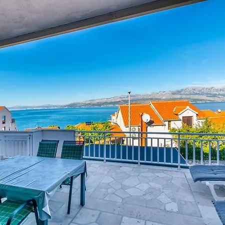 Terrace *