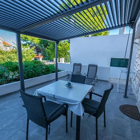 Terrace דירה פוסטיר