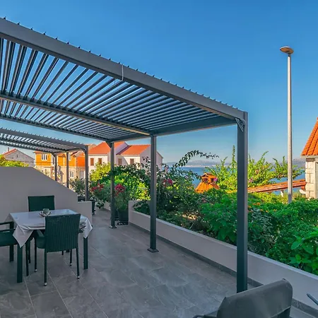 Terrace Apartamento Postira